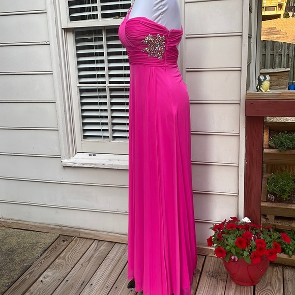 Hailey by Adrianne Papell One Shoulder Pink Dress size 4 - Picture 3 of 16